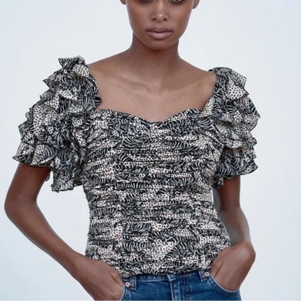 NWT Zara Black and White animal print Ruffle Blouse medium